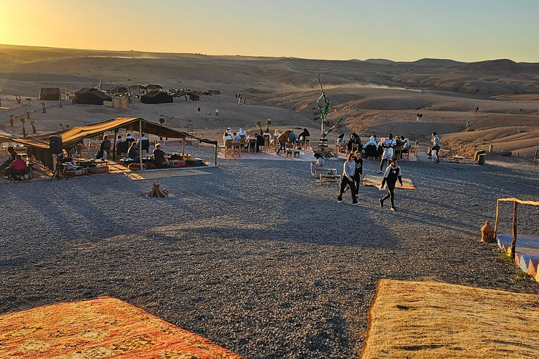 Marrakech: Abendessen und Quadbike Wüste Agafay Stars &amp; Showalles inklusive