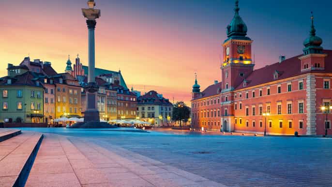 warsaw evening city tour with included pint of polish beer