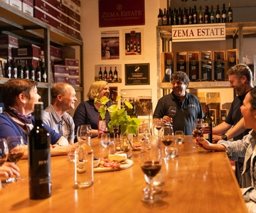 Coonawarra: Private Full-Day Guided Wine Tour and Lunch
