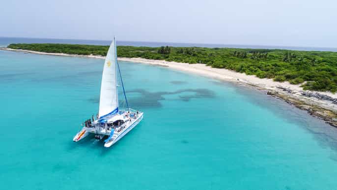 fajardo catamaran and snorkel to deserted icacos island