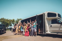 Temecula, All-Inclusive Wine Tasting Tour with Lunch - Housity