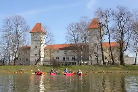 Leipzig: 4-Hour City Center to Cospudener See Tour