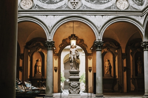 Visita guiada a pie del centro de Florencia, David y Duomo ExteriorTour privado a pie en francés