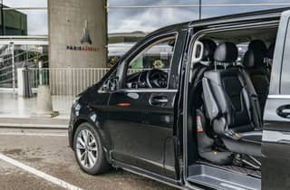 Disneyland Paris: Private Transfer from or to CDG Airport