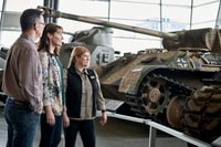 Ottawa, Entrada al Museo Canadiense de Guerra - Hizvo