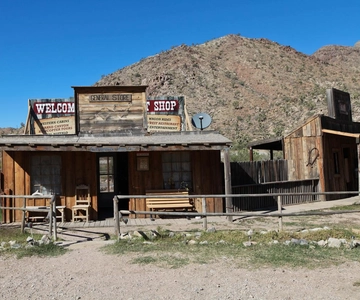 Las Vegas: Grand Canyon Ranch Tour with Horseback/Wagon Ride