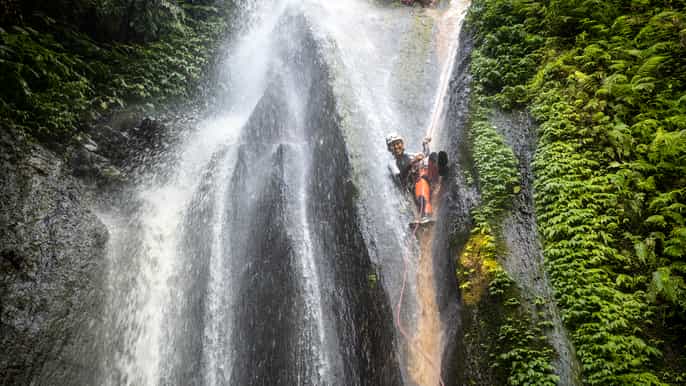 bali canyoning shakti canyon full day
