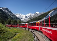 Von Mailand aus: Bernina Express mit Panoramawagen