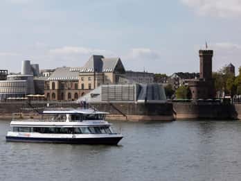 Köln: Hafenrundfahrt Köln: Hafenrundfahrt