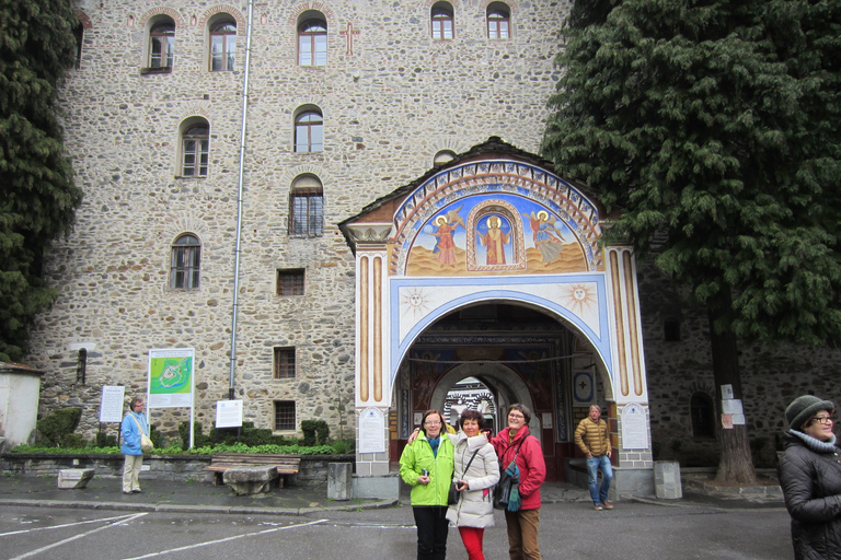 Ab Soﬁa: Tagestour Kloster Rila & Kirche von BojanaTagestour Kloster Rila & Kirche von Bojana mit Audioguide