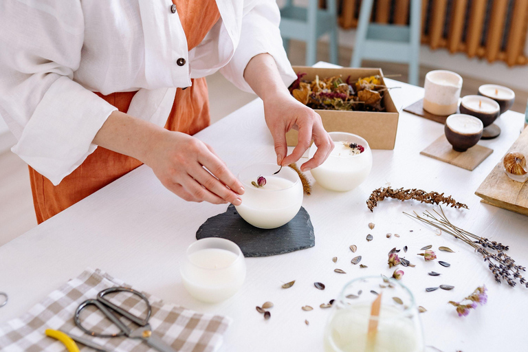 Boston: DIY Candle Making Class at a Local Brewery
