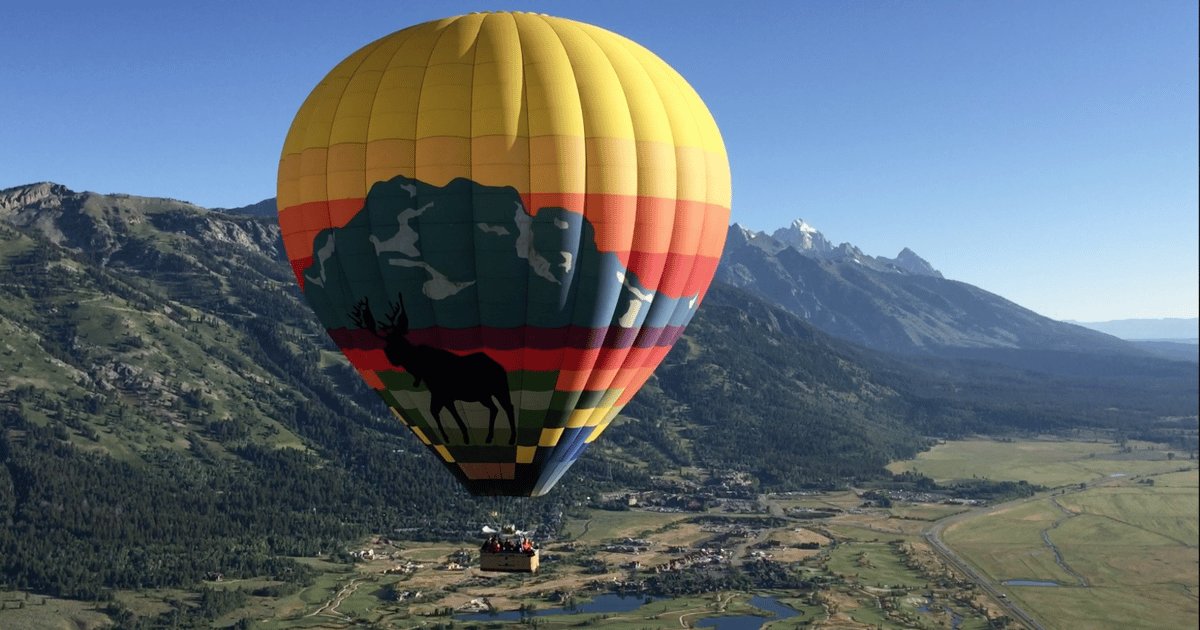 sunrise hot air balloon ride