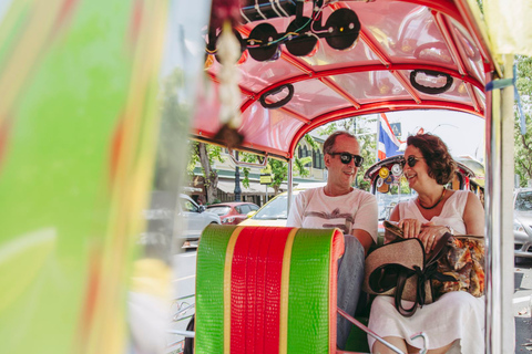 Templi e mercati della vecchia Bangkok in Tuk TukTour condiviso