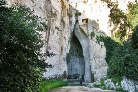 Archaeological Syracuse: Neapolis Park private tour