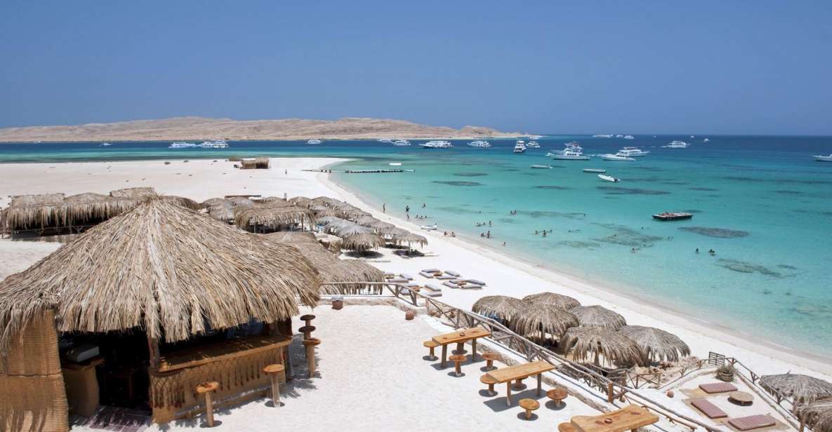 Hurghada: tour delle isole Giftun e snorkeling in barca con pranzo