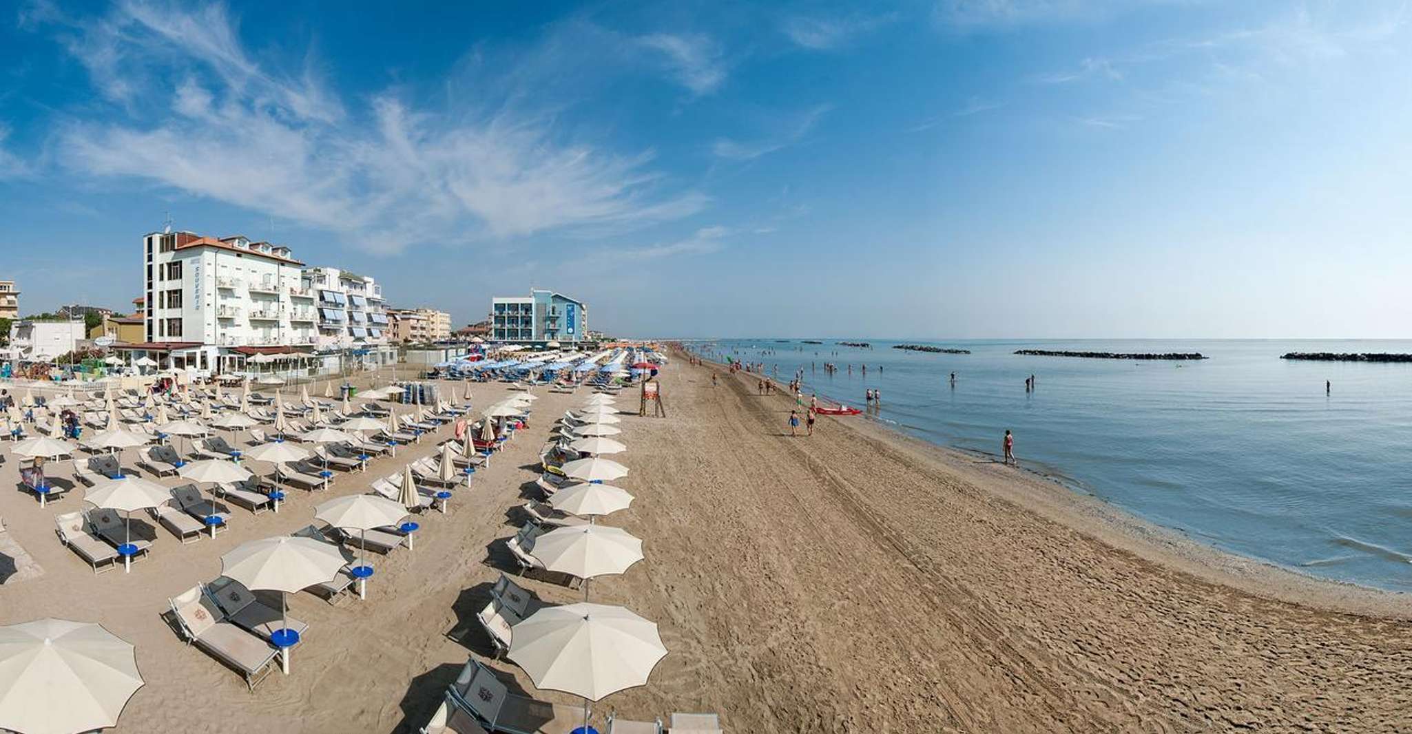 Lido di Savio Beach club Day with pool - Housity