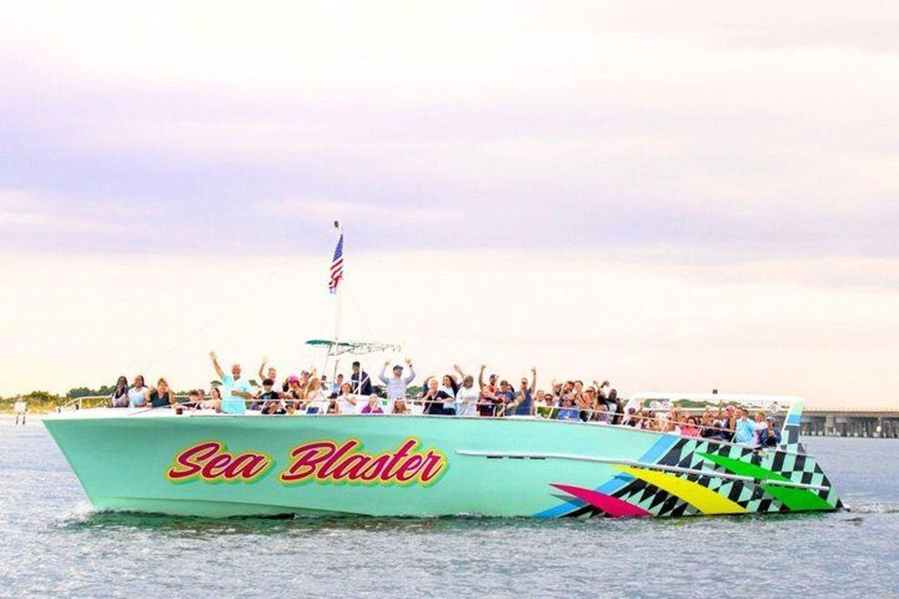 Destin: Sightseeing-Bootstour mit Delfinbeobachtung im Sea Blaster