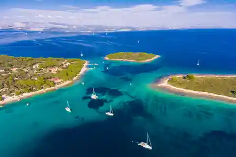 Brač: Excursão de Luxo à Ilha Blue Cave
