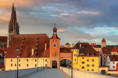 Da Monaco a Ratisbona: Regensburg, sito patrimonio mondiale dell'umanità dell'UNESCO
