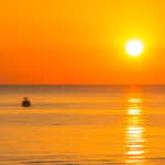 Rimini: ombrellone e lettino al 67 Beach con un drink