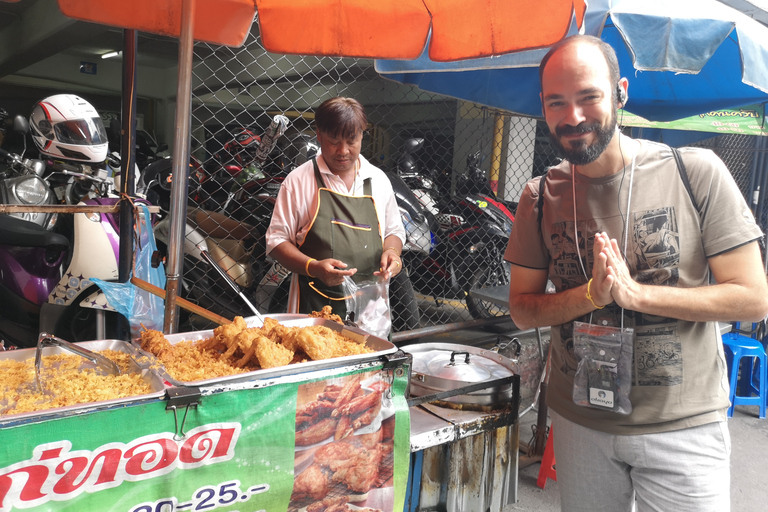 Bangkok: CHOB Day Walking Tour (Talking + Walking + Eating)