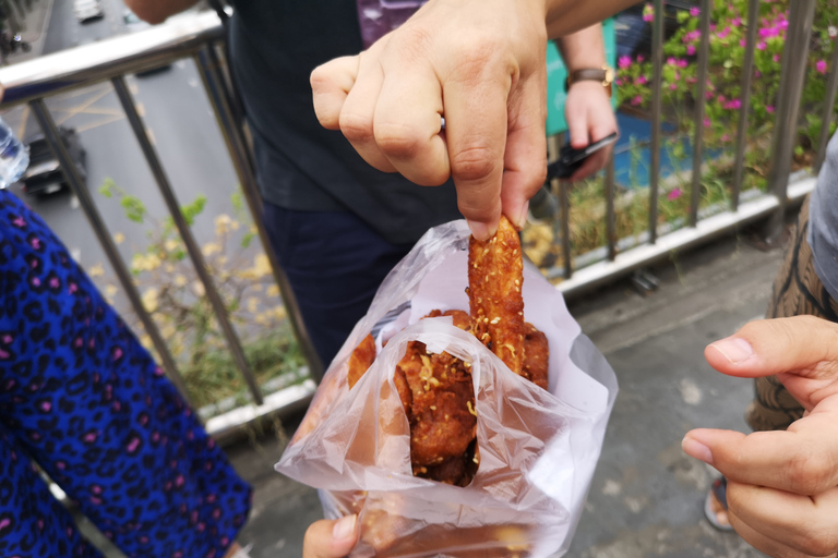 Bangkok: CHOB Day Walking Tour (Talking + Walking + Eating)