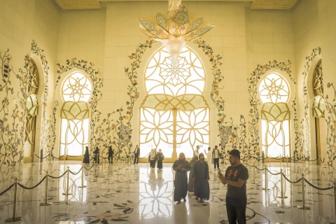 Desde Abu Dhabi: Mezquita, Qasr Al Watan y Etihad TowersTour privado en español, francés, alemán o italiano