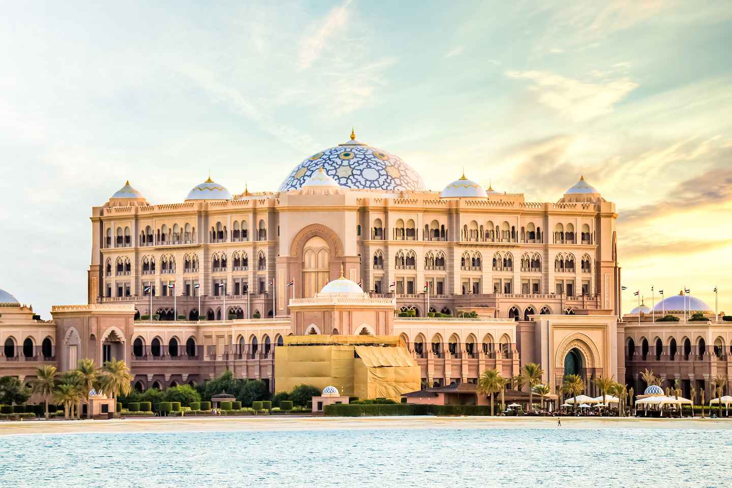 emirates palace hotel