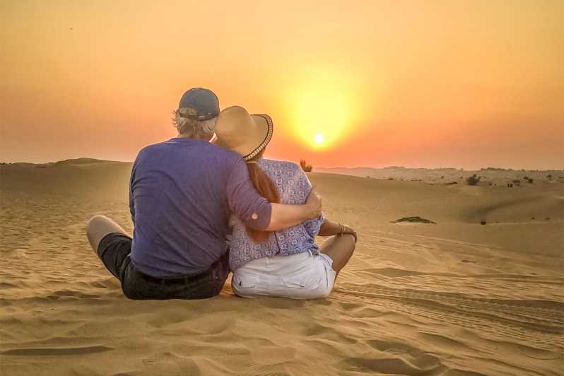 Doha: safari e al tramonto, giro in cammello e sandboarding