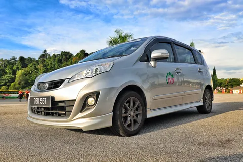 Kuala Lumpur: Privat lufthavnstransport med bil/bus
