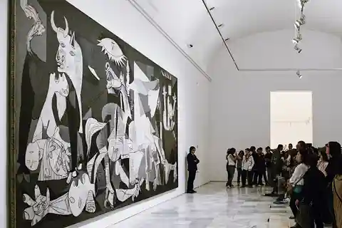Reina Sofia Museum Skip-the-Line Guided Museum Tour