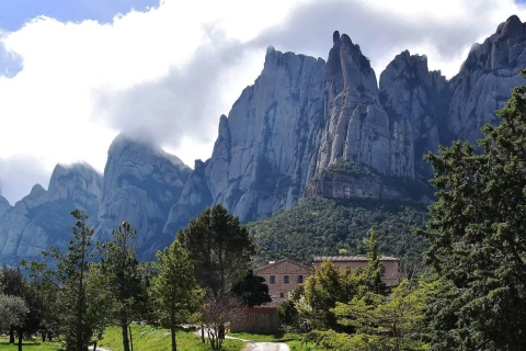 Montserrat & Cava Wineries Day Trip from Barcelona w/ Pickup Private Tour