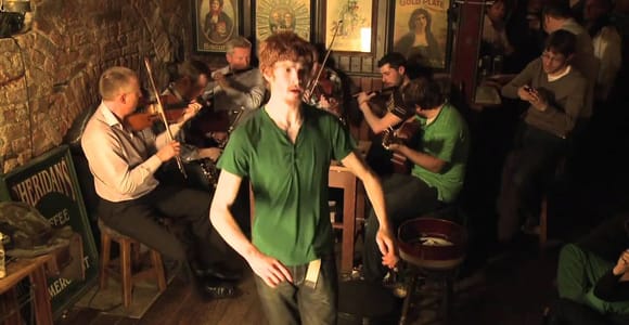 Dublin: Private Walking Tour of Irish Music, Heritage & Pubs