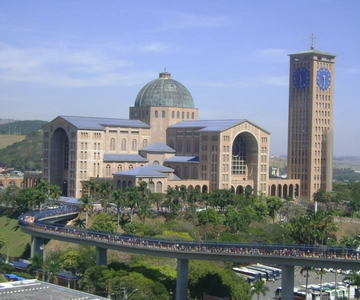 De São Paulo: Visita a Catedral de Aparecida