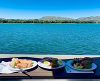 HartBeespOort、食べ物とのボートクルーズ - Housity