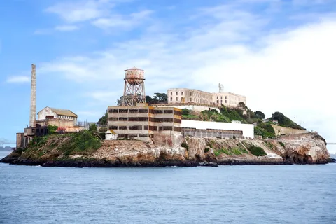 From San Francisco: Muir Woods, Sausalito and Alcatraz Tour