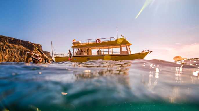 Puerto de Mogan: Boat and Snorkeling Trip
