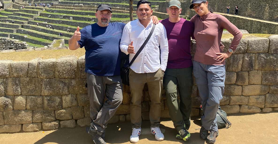 Von Aguas Calientes aus: Geführte Machu Picchu-Tour mit Tickets & Bus