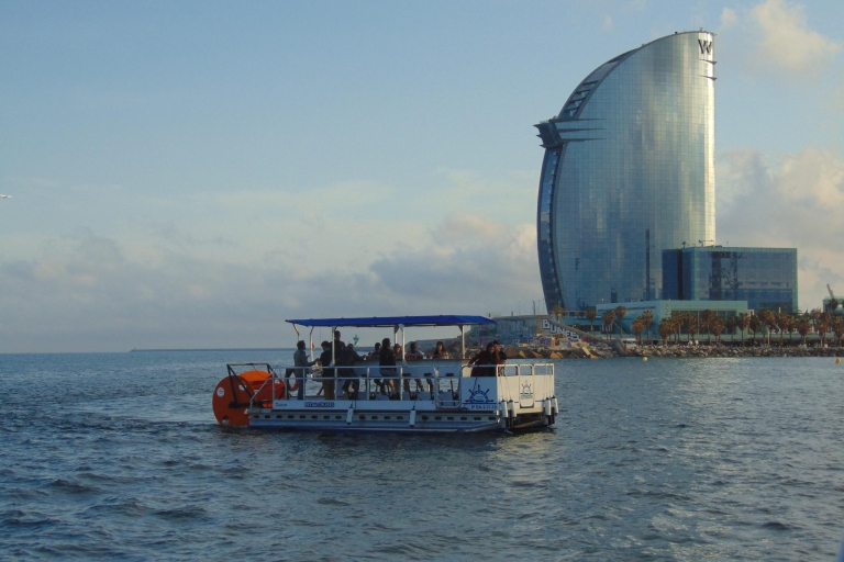 Barcelone : croisière privée de 1.5 h en bateau à pédalesBarcelone : croisière privée de 1 h en bateau à pédales