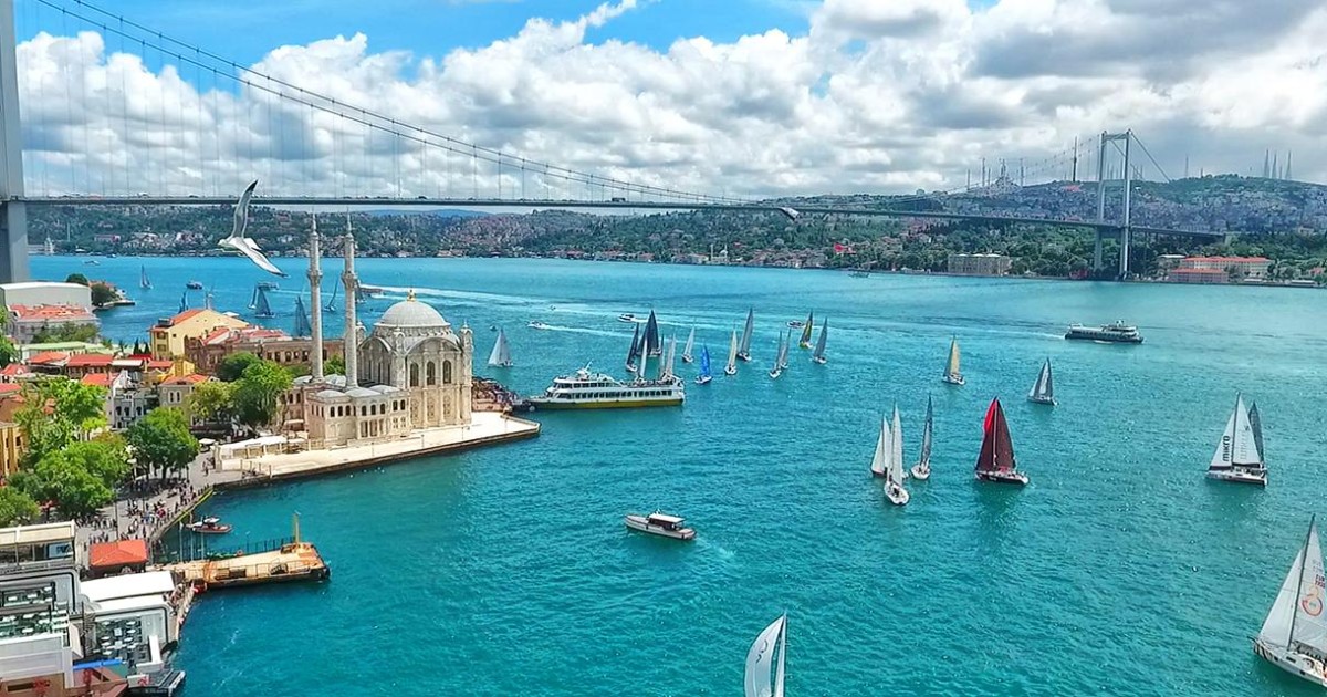 Istanbul Bosphorus Cruise with Audio App GetYourGuide