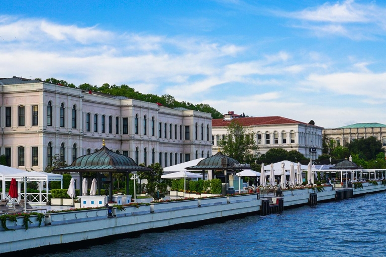 Istanbul: Bootsfahrt auf dem Bosporus mit Audio-App