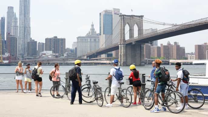 from manhattan 2hour brooklyn bridge guided bike tour