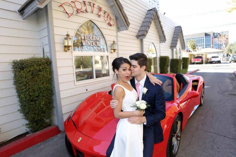 Las Vegas : mariage drive-in mondialement célèbreOption standard