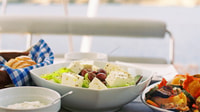 Athens Riviera, Catamarán Crucero con Comida y Bebidas - Hizvo