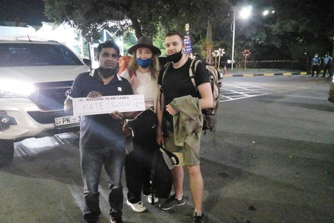 Kandy: Trasferimento privato al Bandaranaike International ...