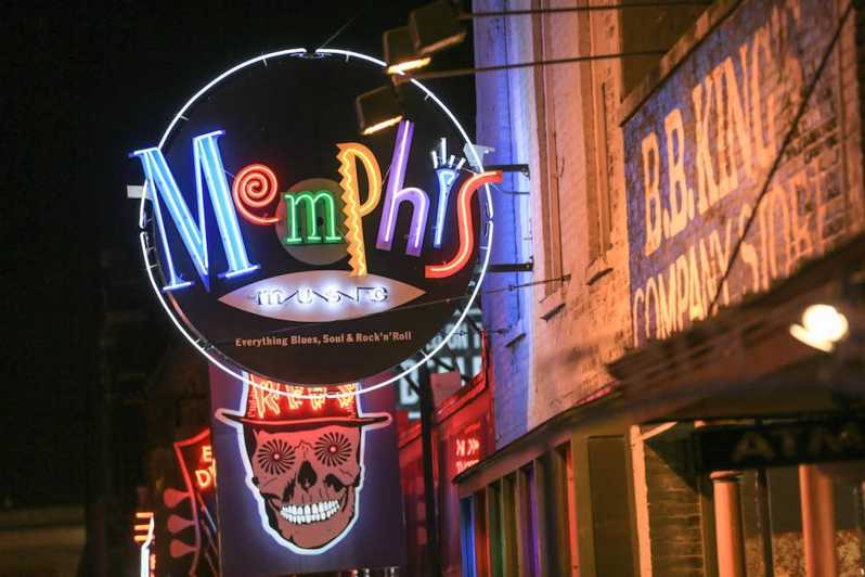 From Nashville: Memphis Tour with Graceland VIP Access