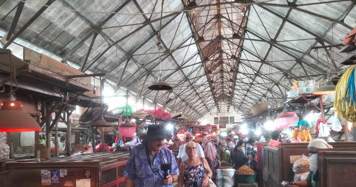 Surabaya Private Tour by Local | GetYourGuide