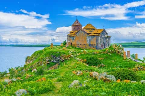From Yerevan: Lake Sevan, Dilijan, Tsaghkadzor Tour & Lunch