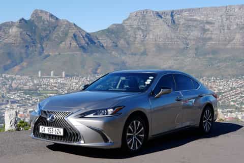 Cape Town: Luxury Airport And Hotel Transfer