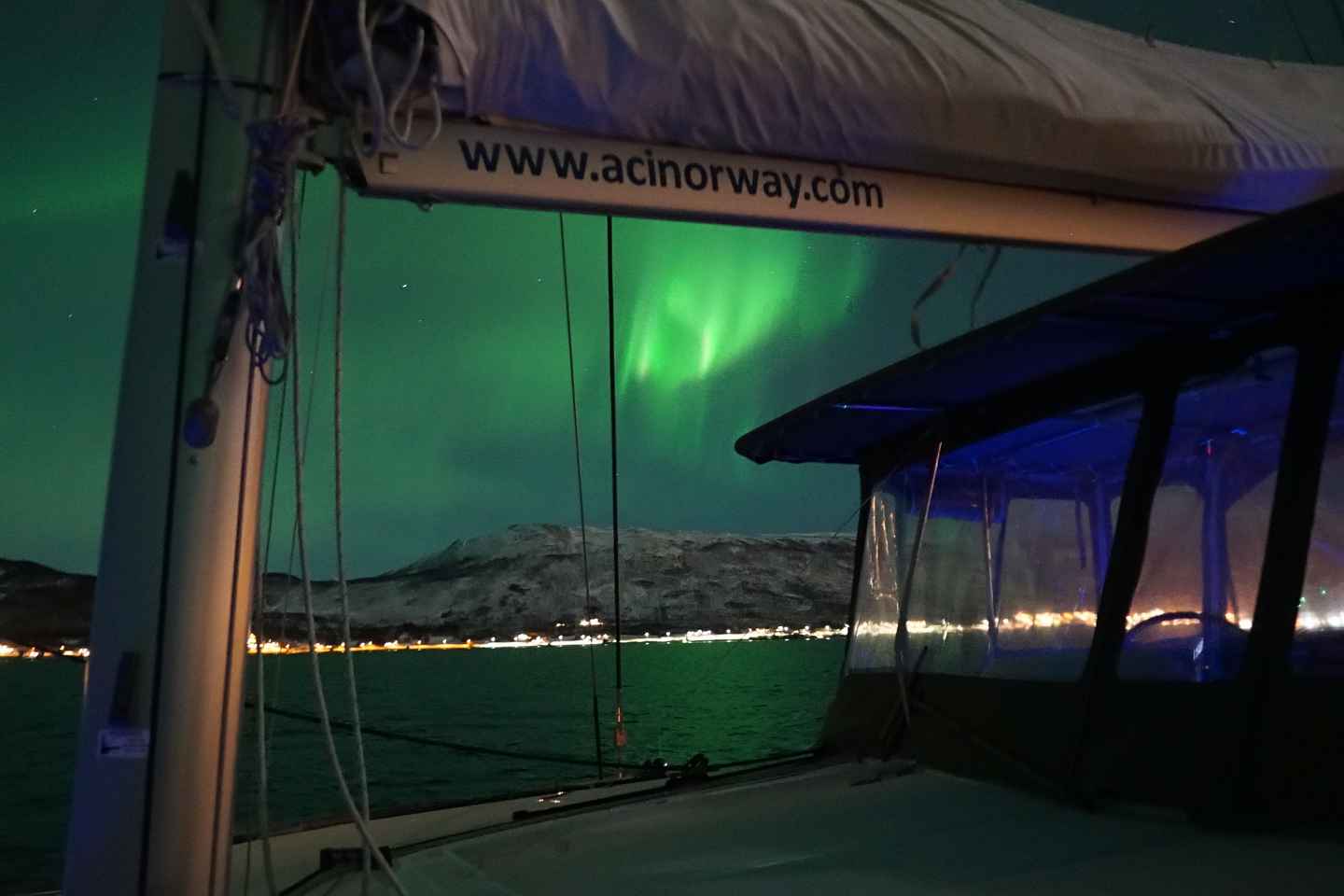 Tromsø: Crociera di Lusso in Catamarano per l'Aurora Boreale